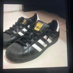 Black adidas’s